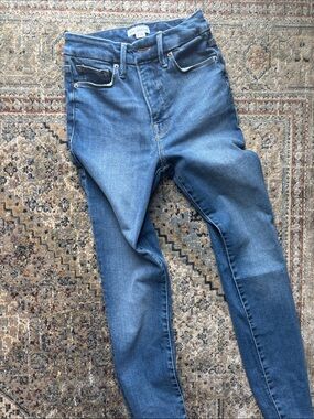 Good American women’s Skinny Jeans in Medium Blue Denim